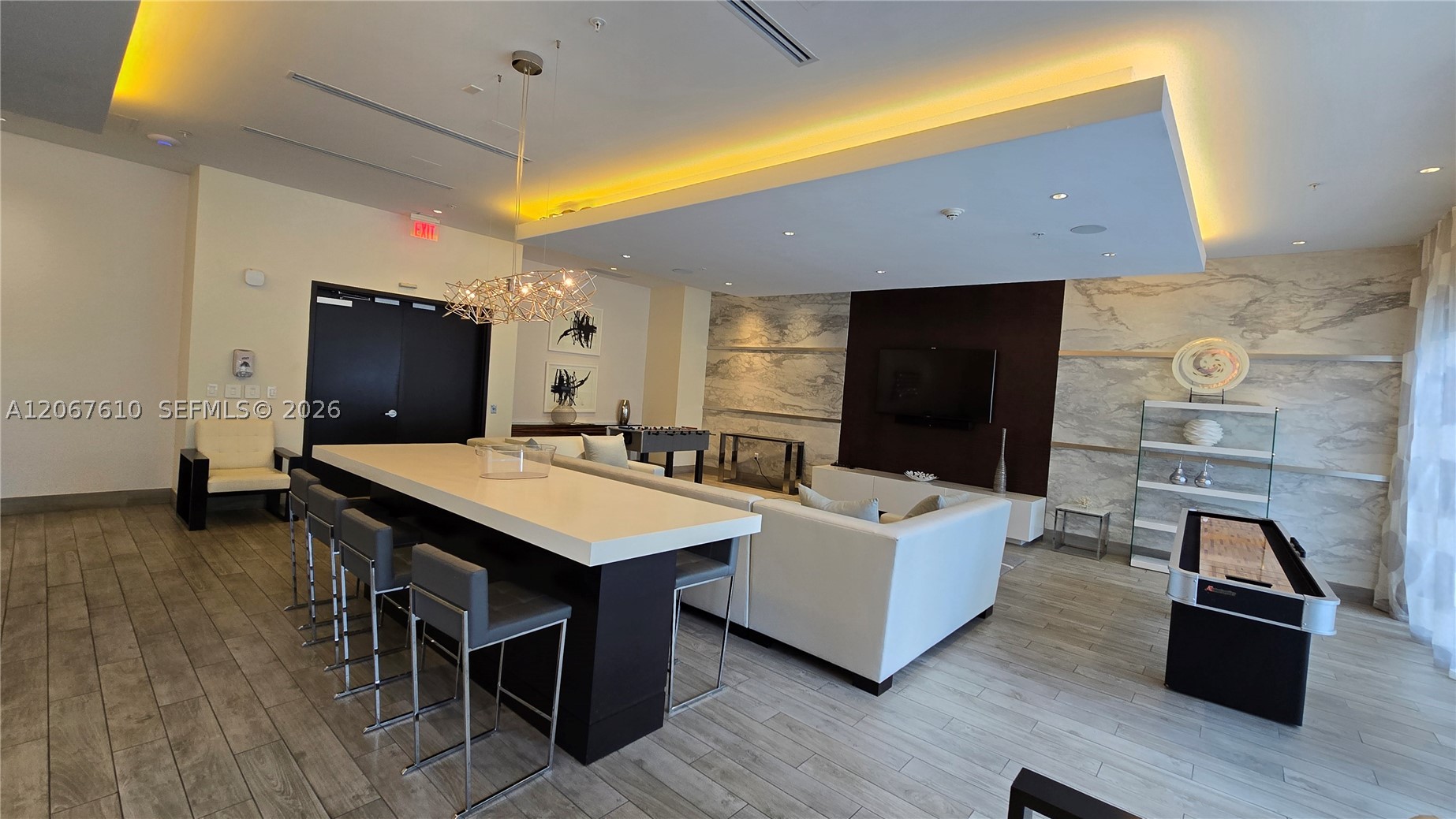 999 SW 1st Ave #2115, Miami FL 33130