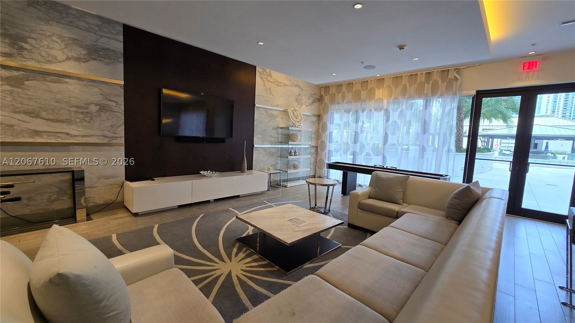 999 SW 1st Ave #2115, Miami FL 33130