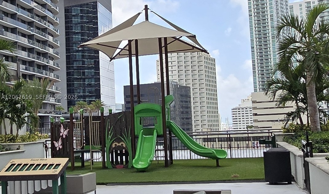 999 SW 1st Ave #2115, Miami FL 33130