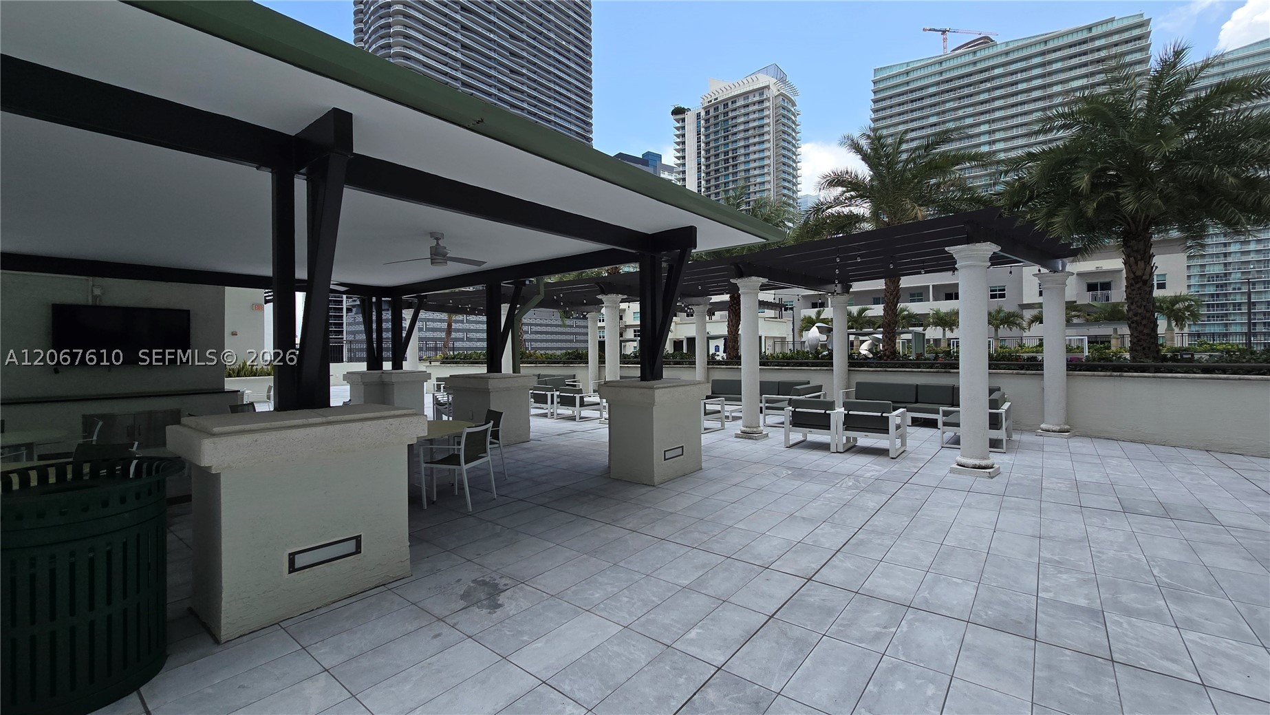 999 SW 1st Ave #2115, Miami FL 33130