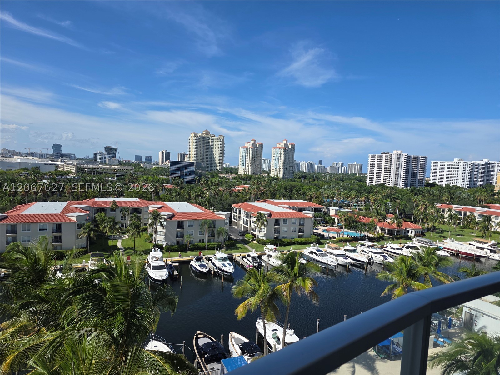 3029 NE 188th St #819, Aventura FL 33180