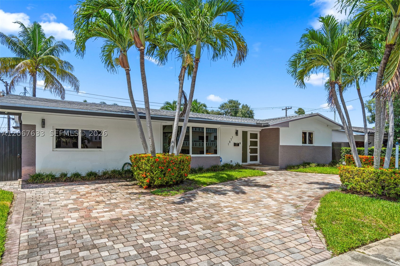 1871 NE 186th St, North Miami Beach FL 33179
