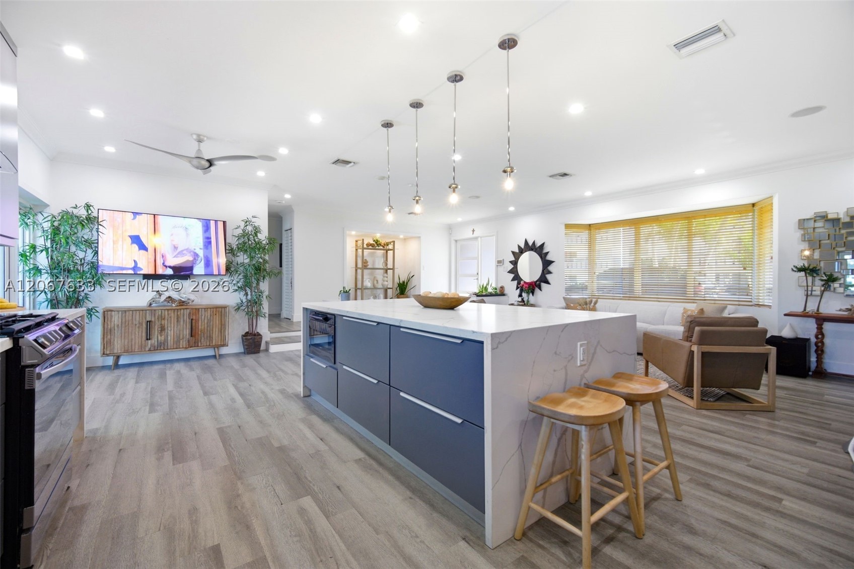 1871 NE 186th St, North Miami Beach FL 33179