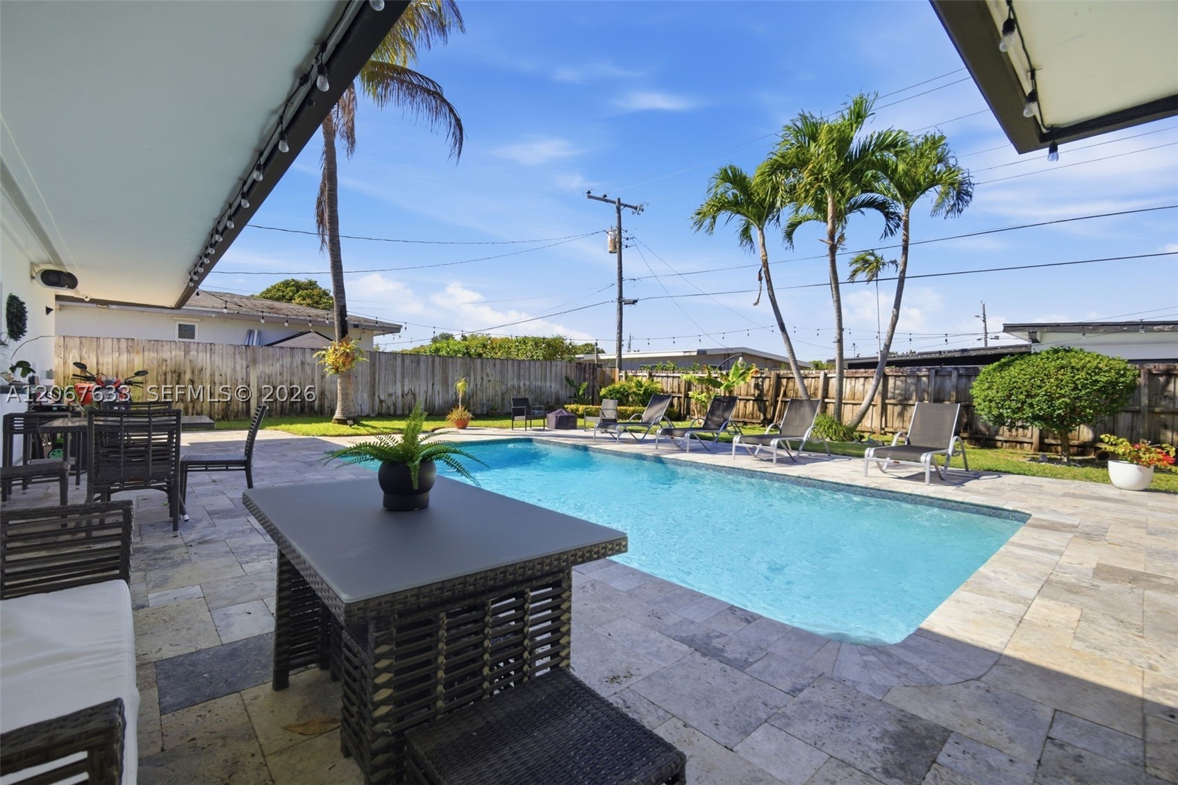 1871 NE 186th St, North Miami Beach FL 33179