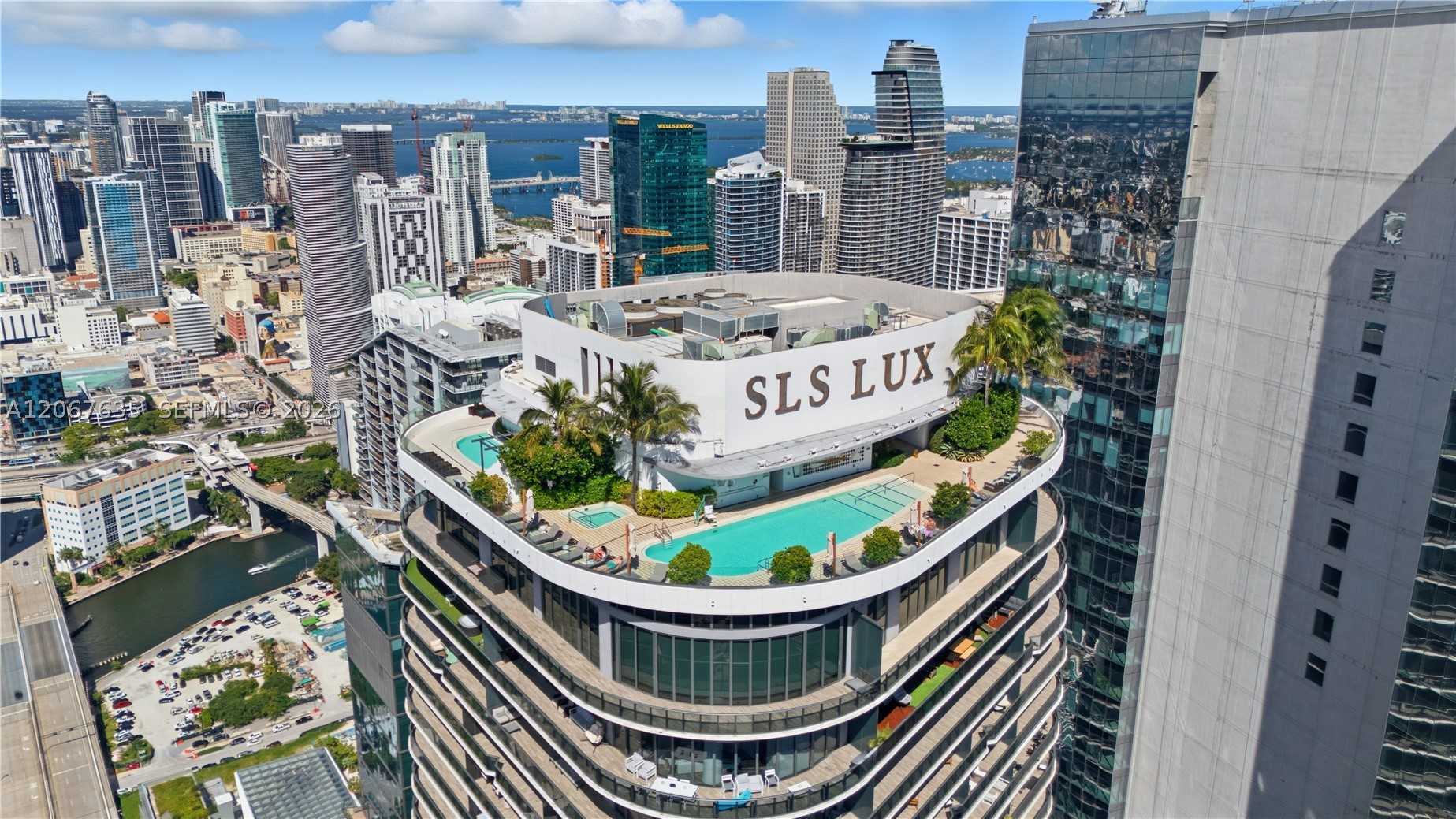 801 S Miami Ave #3101, Miami FL 33130