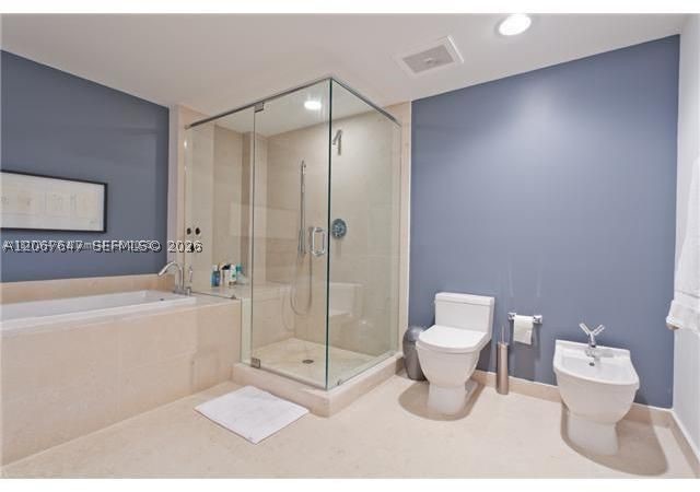 495 Brickell Ave #5104, Miami FL 33131