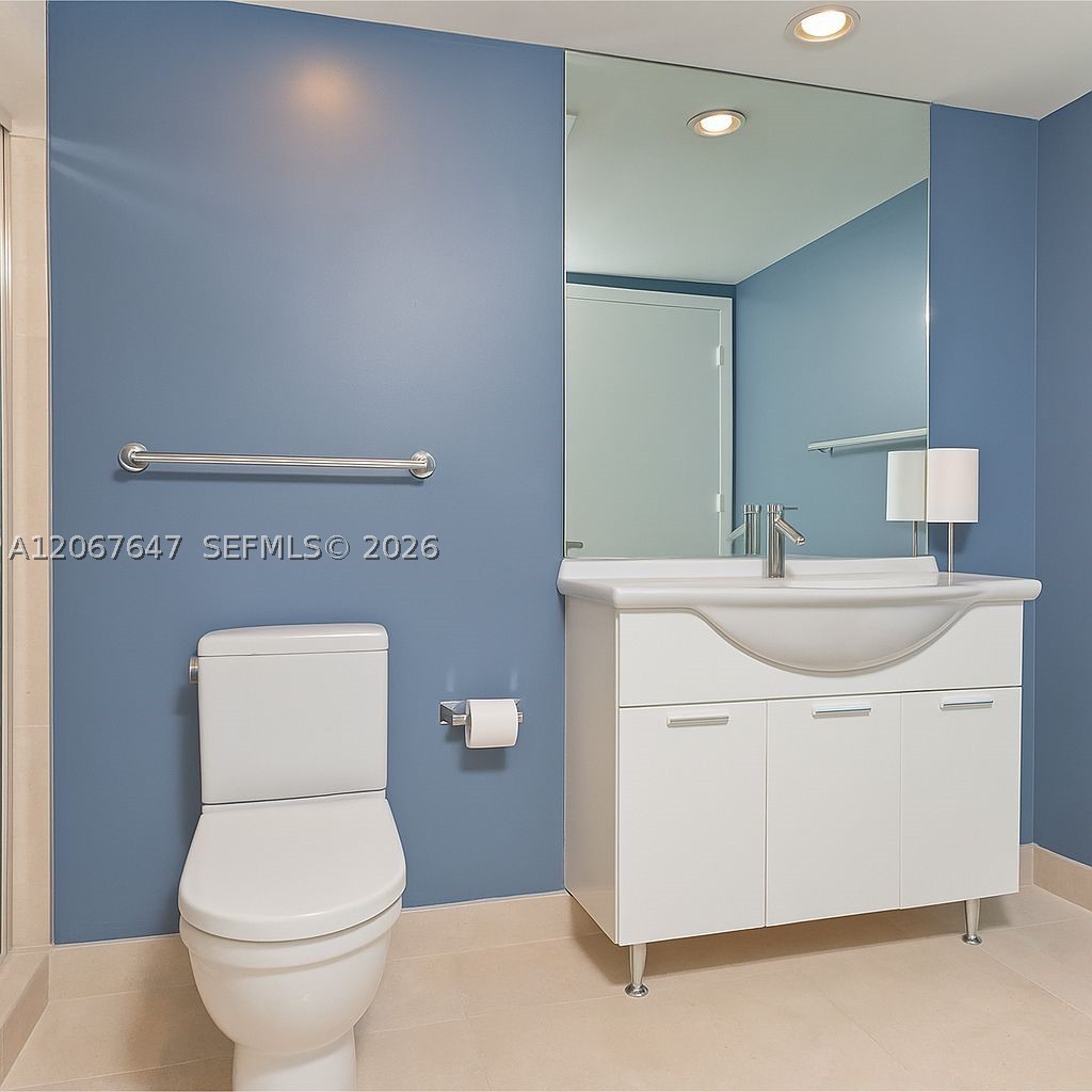 495 Brickell Ave #5104, Miami FL 33131