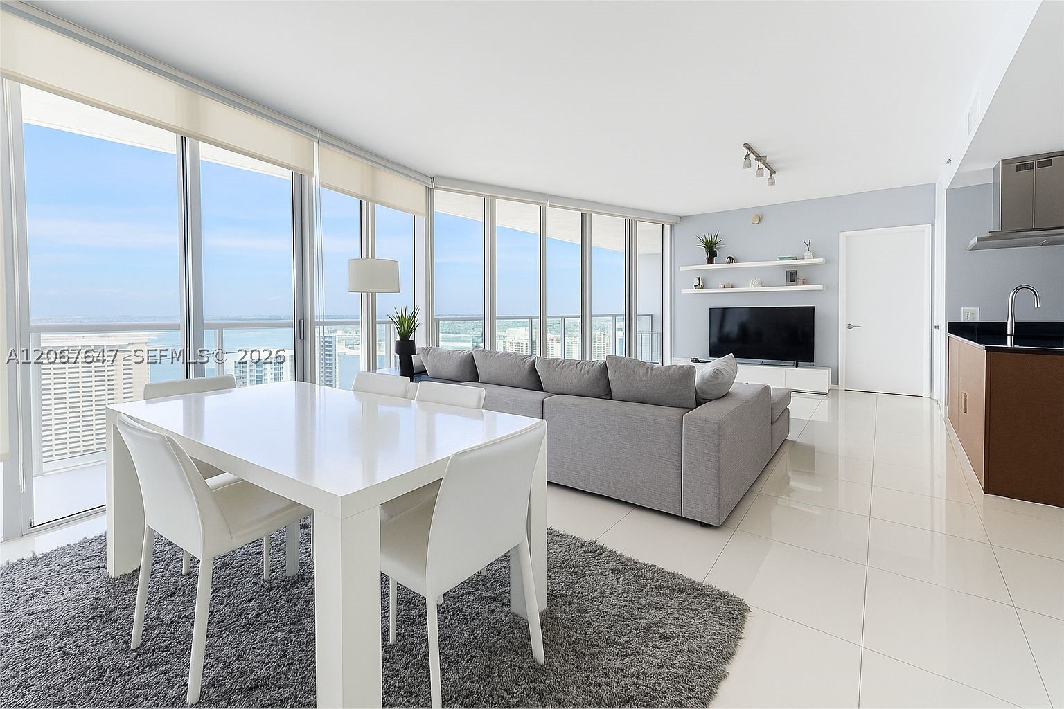 495 Brickell Ave #5104, Miami FL 33131