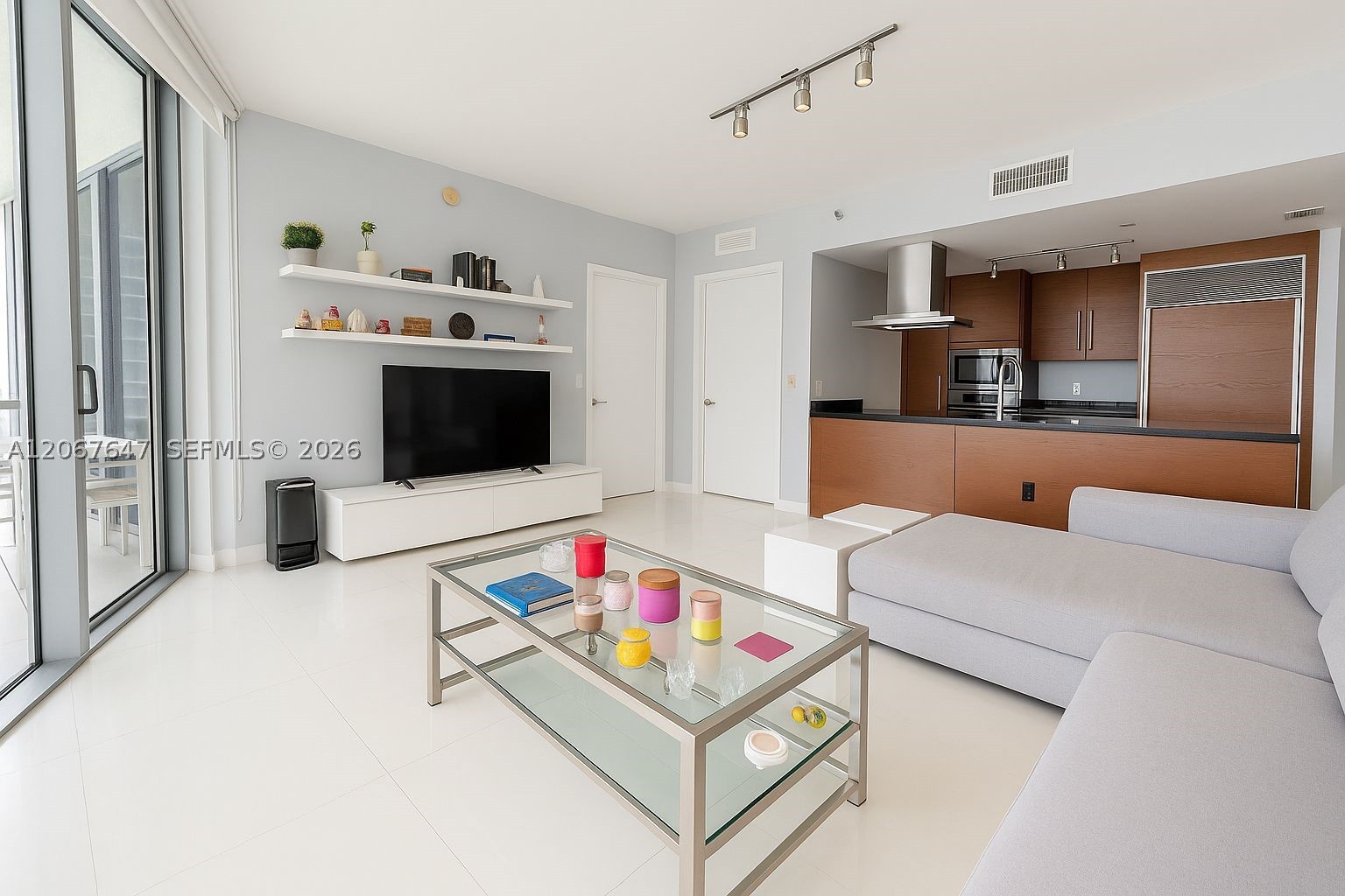 495 Brickell Ave #5104, Miami FL 33131