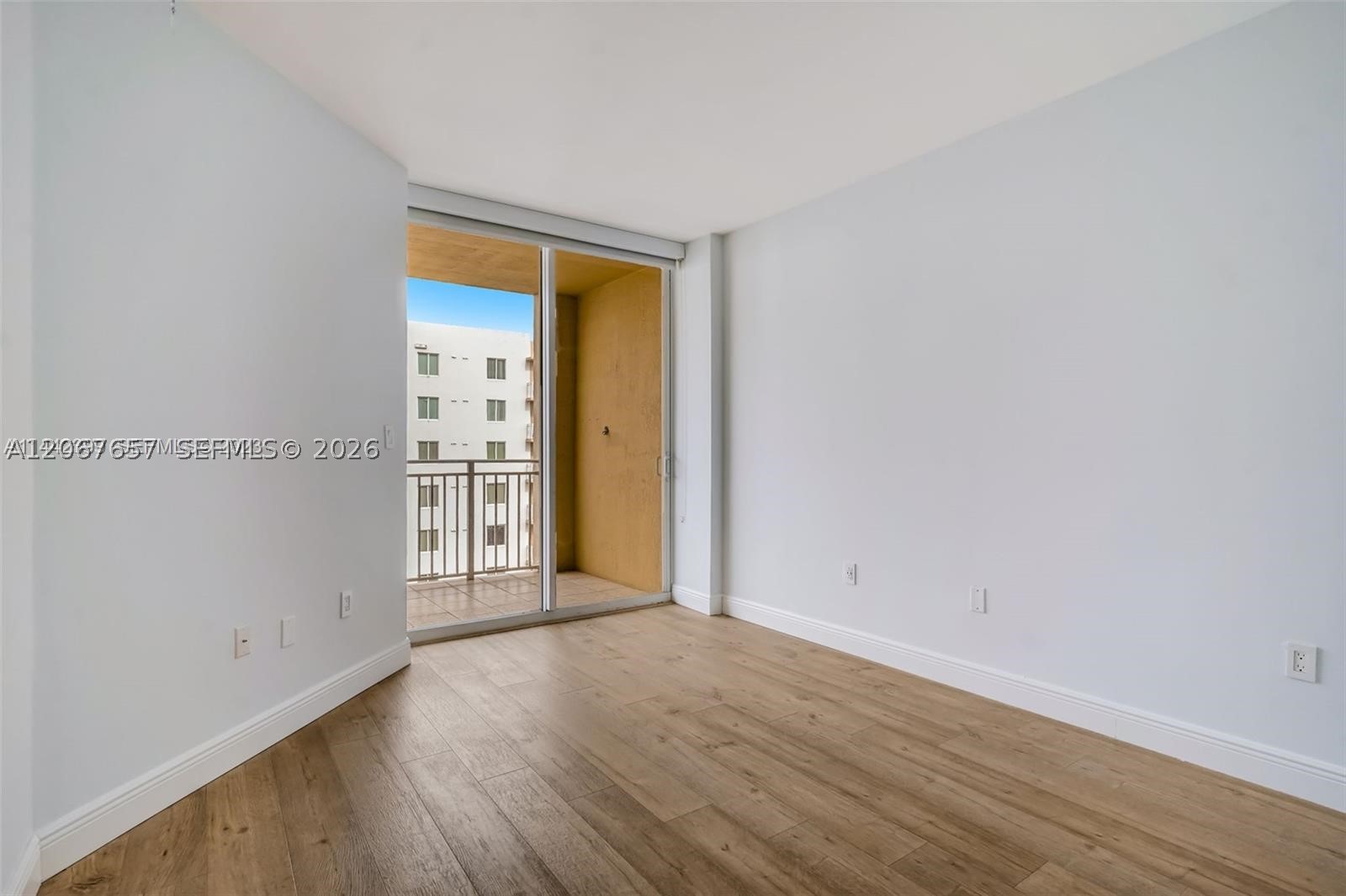 2425 SW 27th Ave #806, Miami FL 33145