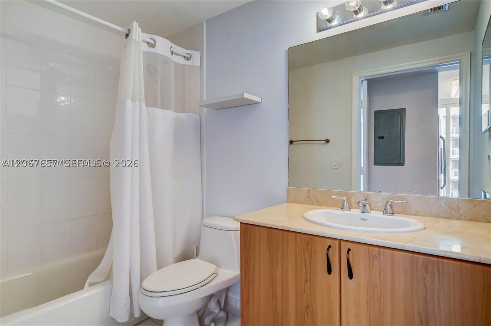 2425 SW 27th Ave #806, Miami FL 33145