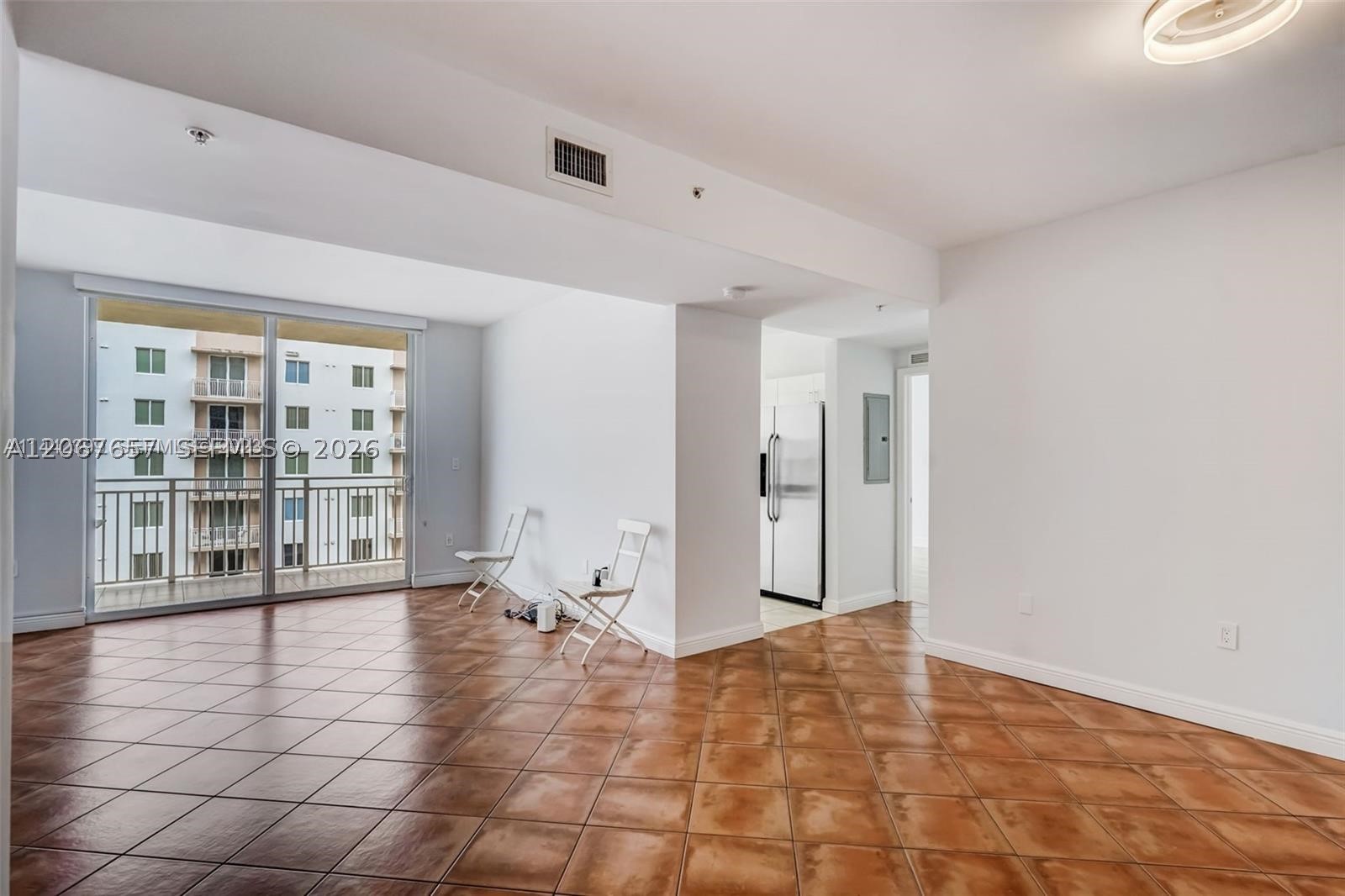2425 SW 27th Ave #806, Miami FL 33145