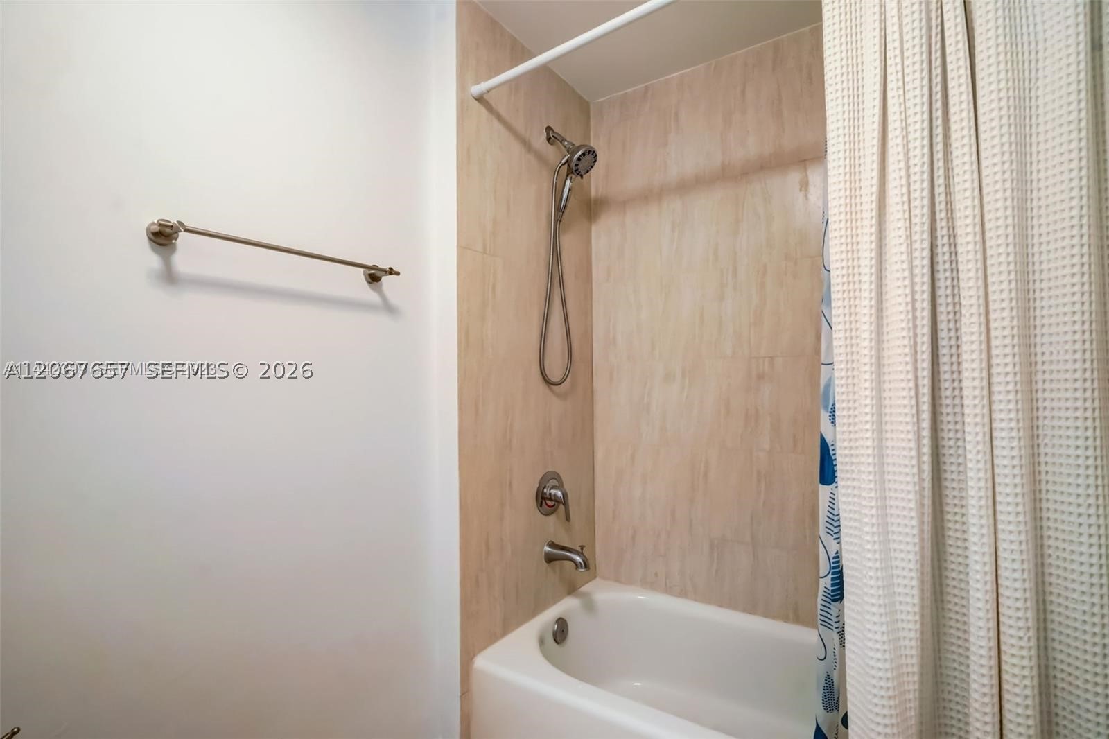 2425 SW 27th Ave #806, Miami FL 33145