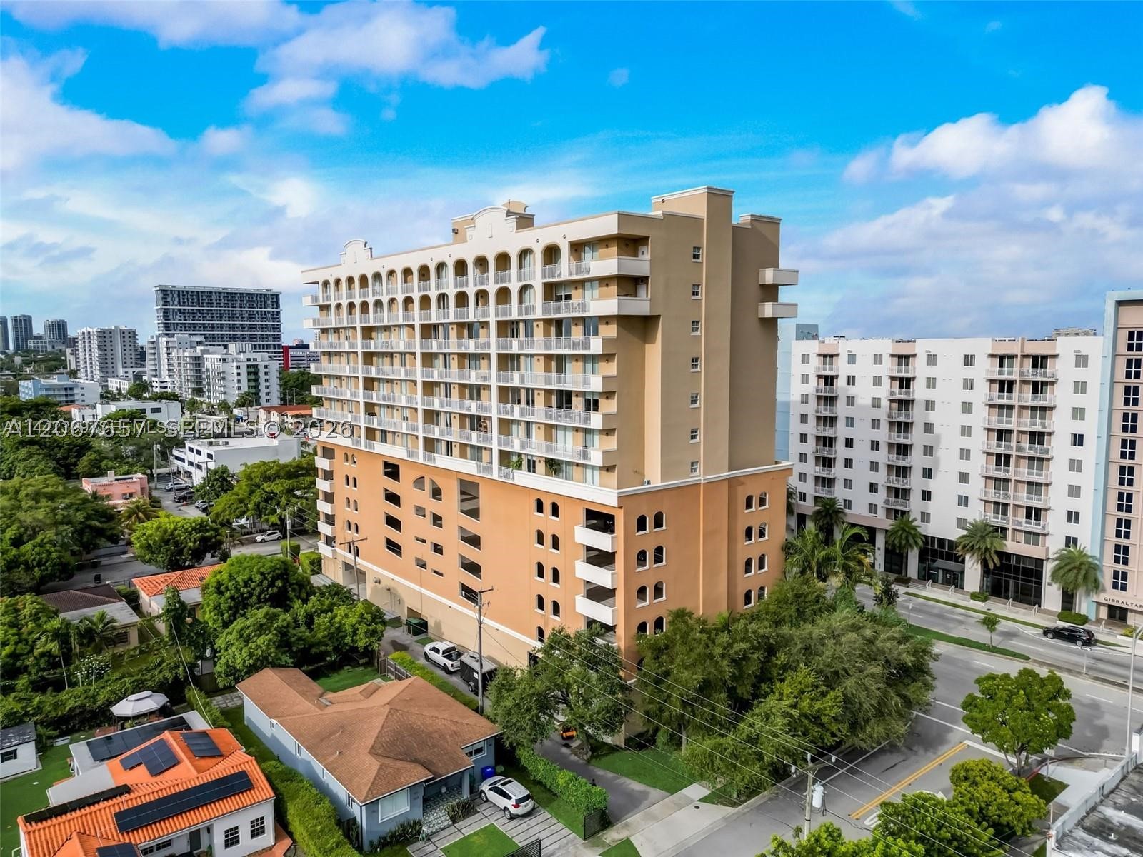 2425 SW 27th Ave #806, Miami FL 33145