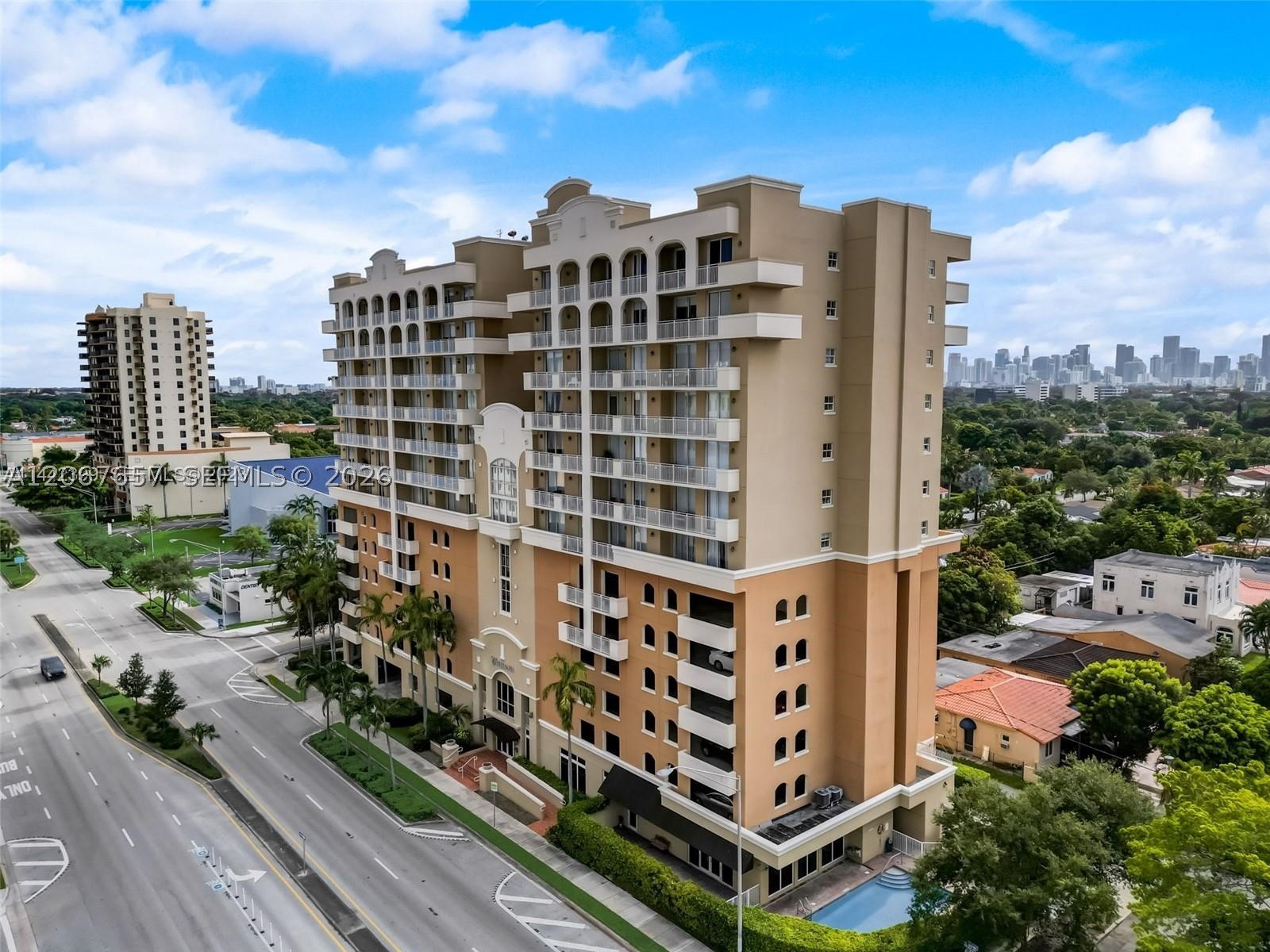 2425 SW 27th Ave #806, Miami FL 33145