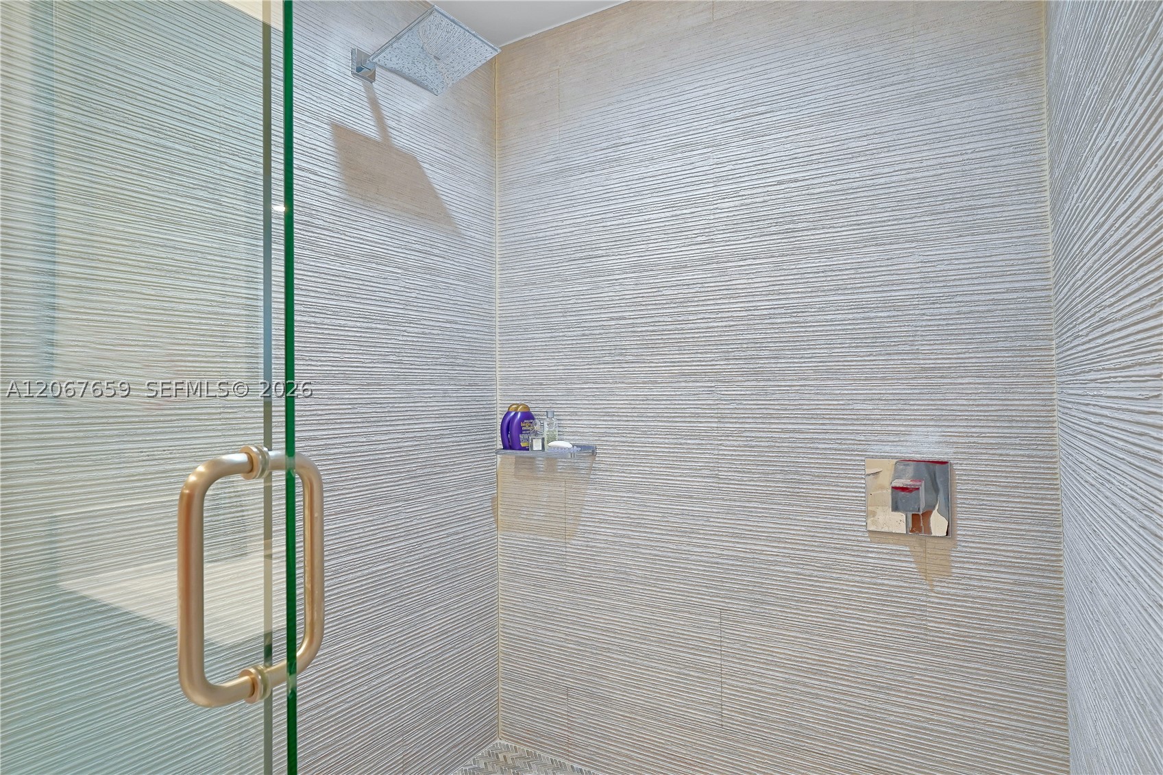 901 Brickell Key Blvd #2507, Miami FL 33131