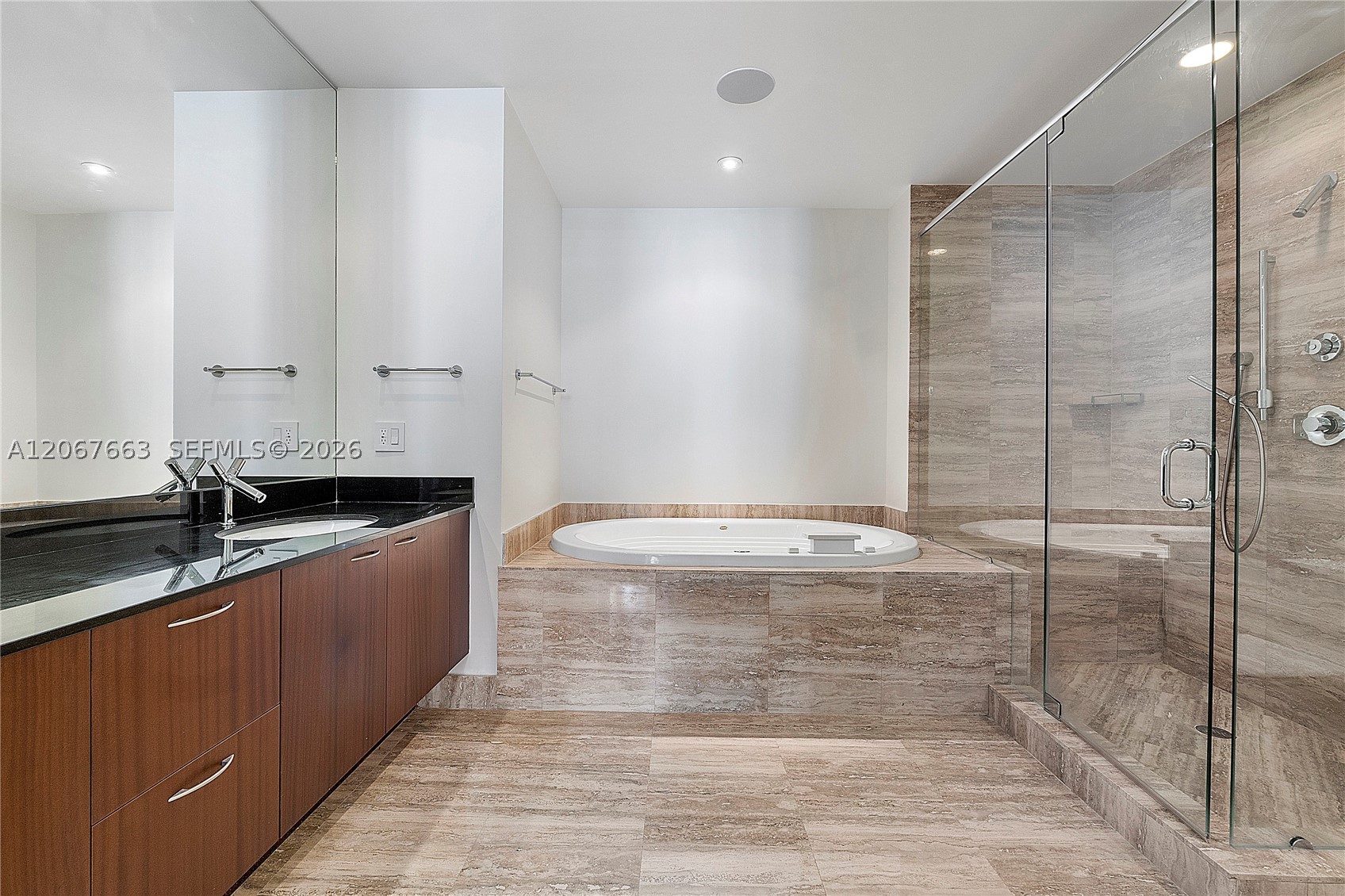 15811 Collins Ave #902, Sunny Isles Beach FL 33160