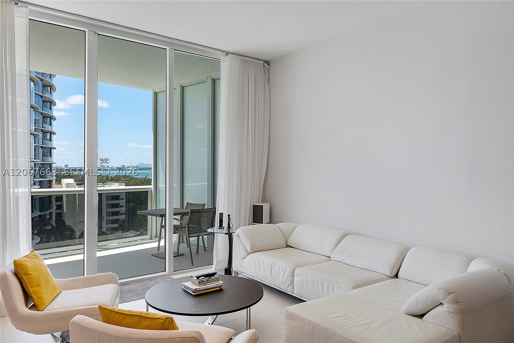 15811 Collins Ave #902, Sunny Isles Beach FL 33160
