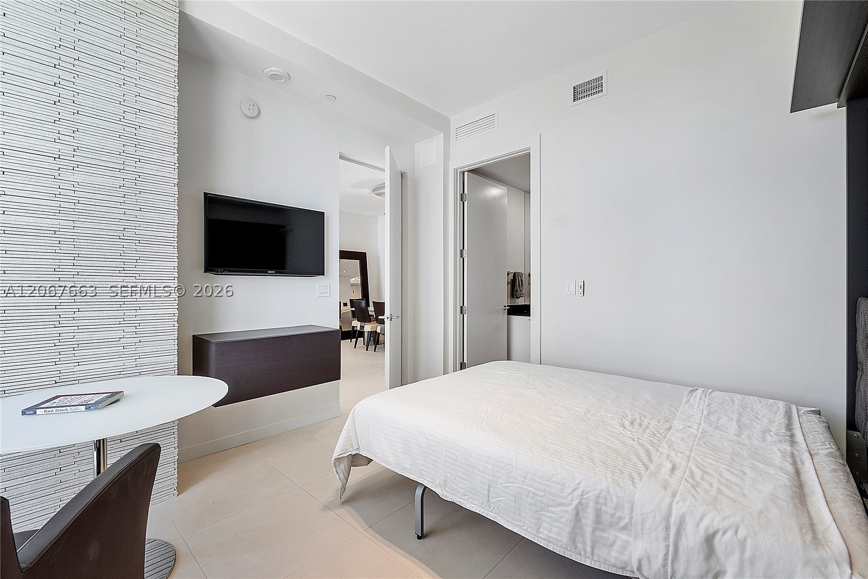 15811 Collins Ave #902, Sunny Isles Beach FL 33160