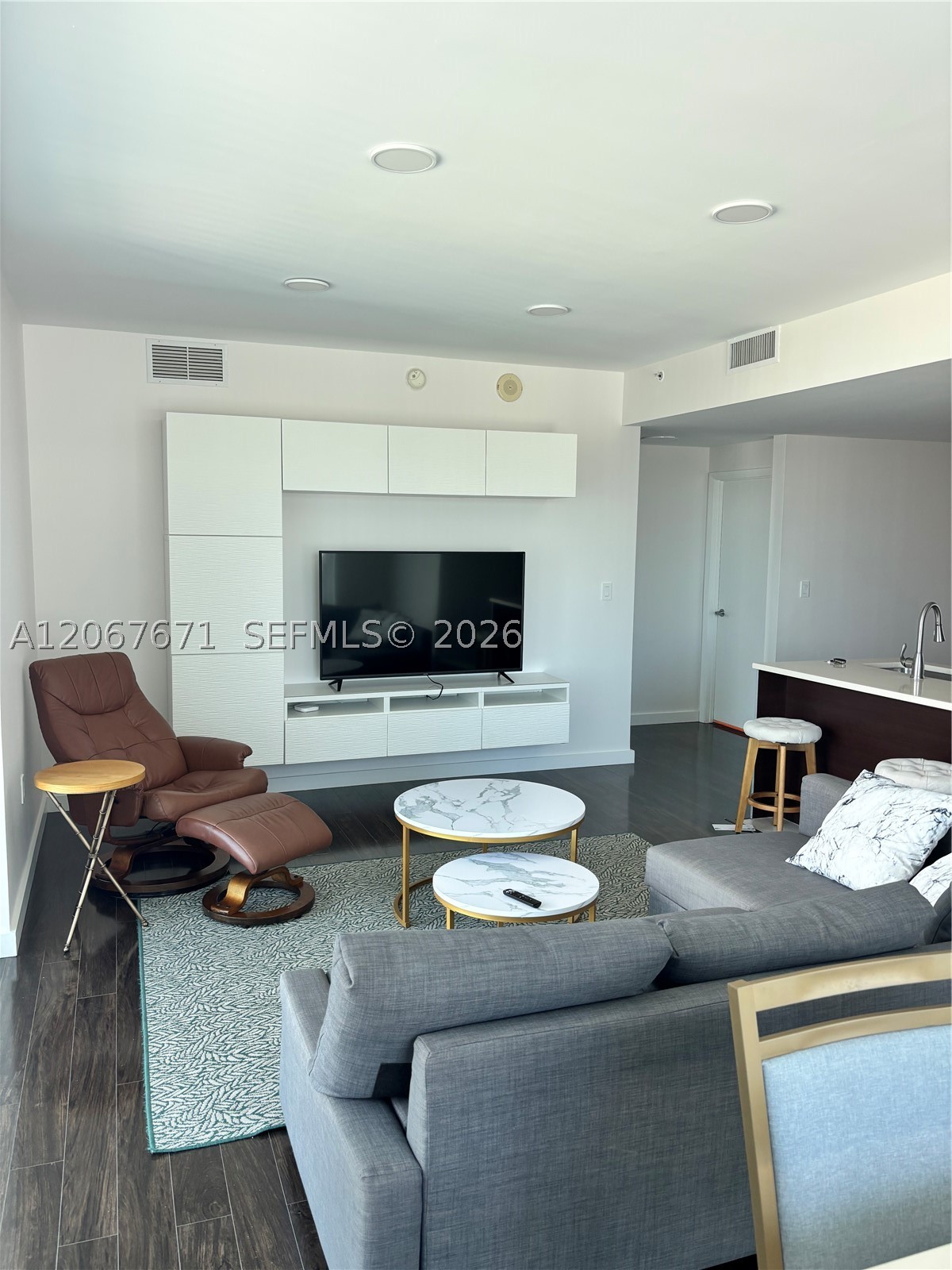 1900 N Bayshore Dr #4011, Miami FL 33132