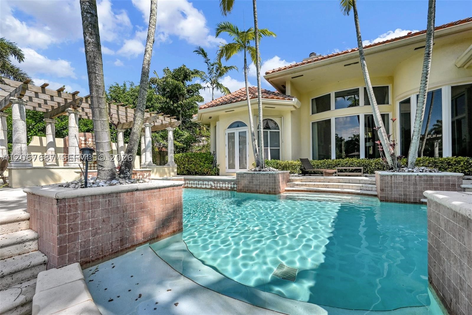 10430 Kestrel St, Plantation FL 33324
