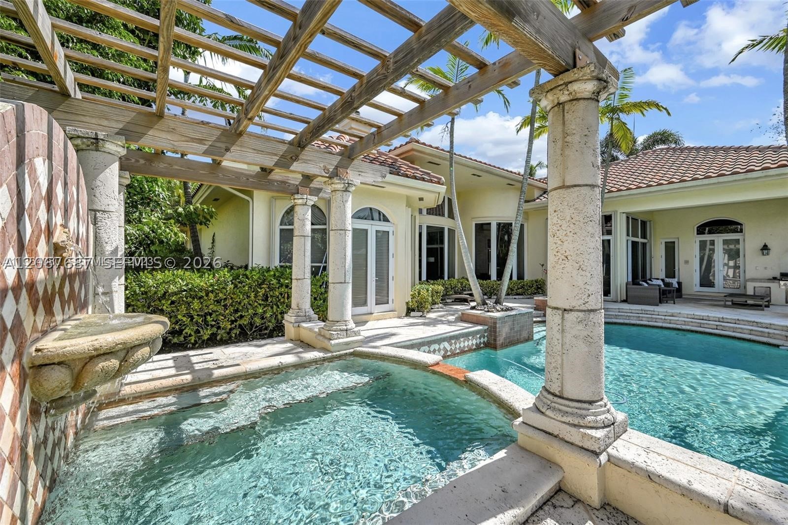 10430 Kestrel St, Plantation FL 33324