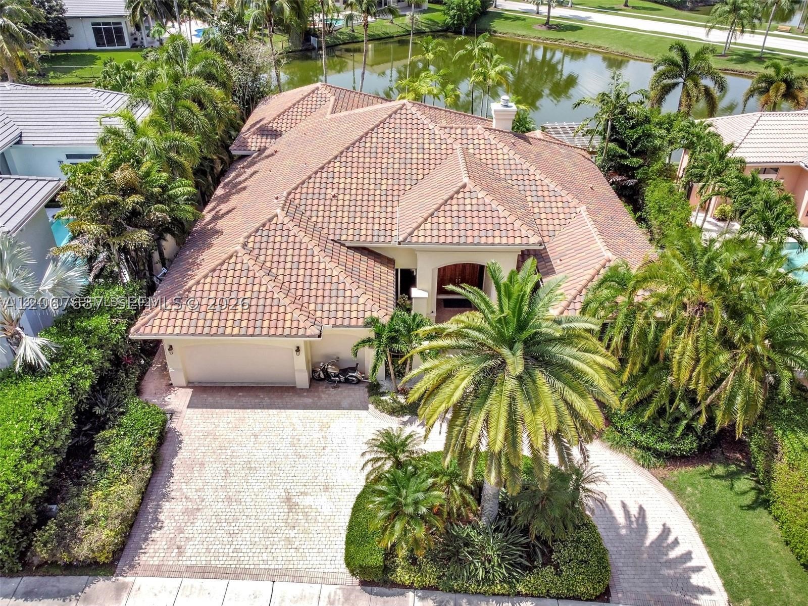 10430 Kestrel St, Plantation FL 33324