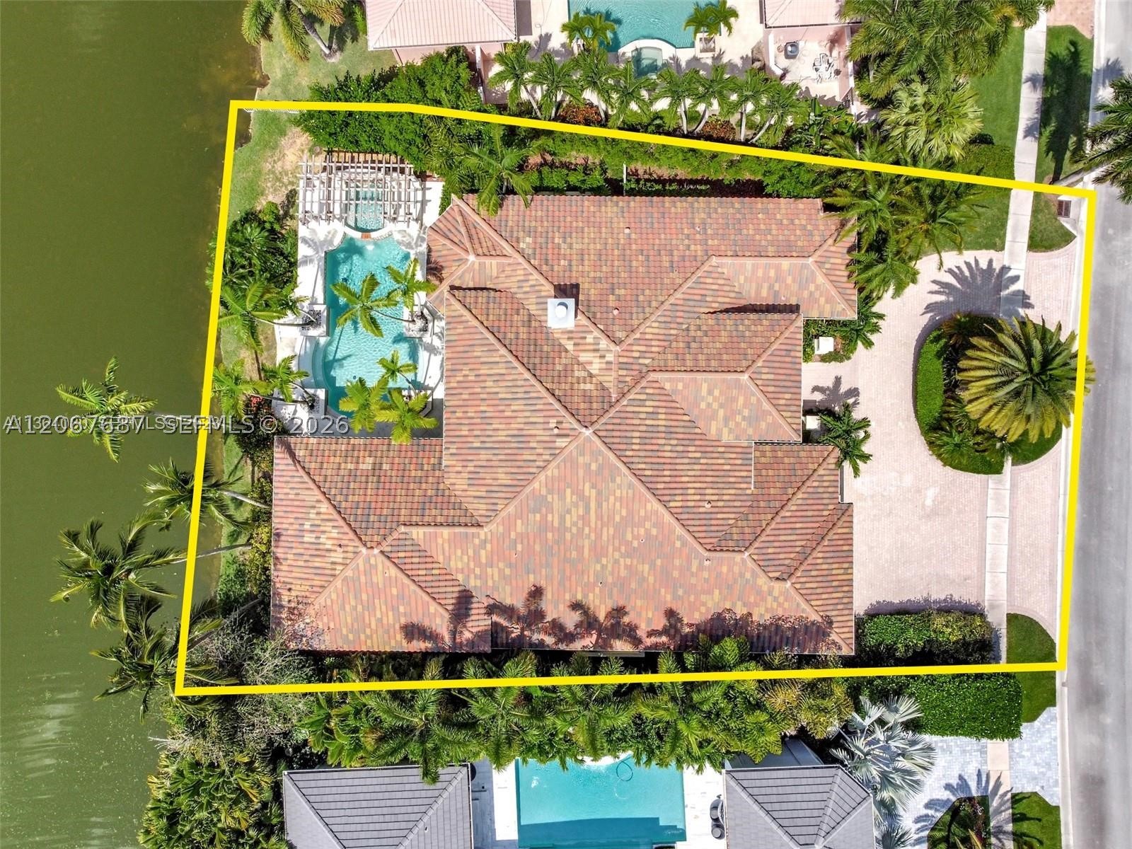 10430 Kestrel St, Plantation FL 33324