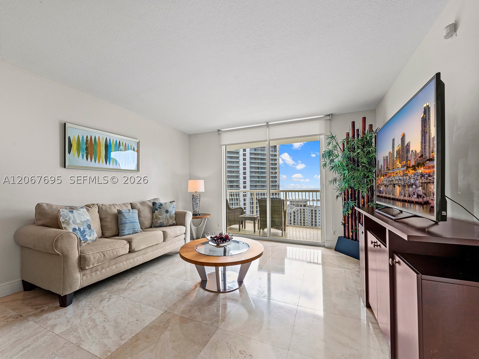 1200 Brickell Bay Dr #4019, Miami FL 33131