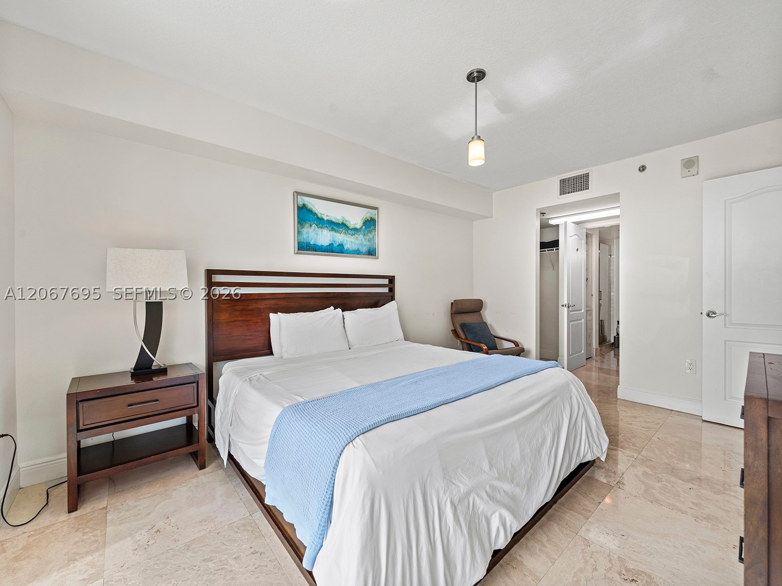 1200 Brickell Bay Dr #4019, Miami FL 33131