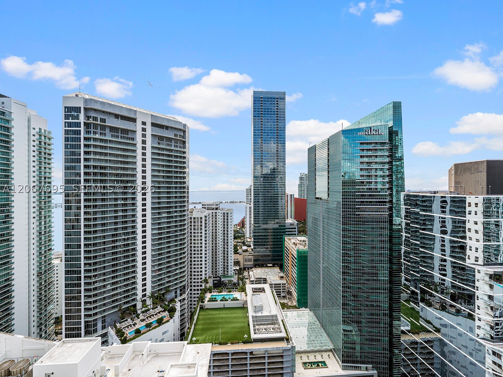 1200 Brickell Bay Dr #4019, Miami FL 33131