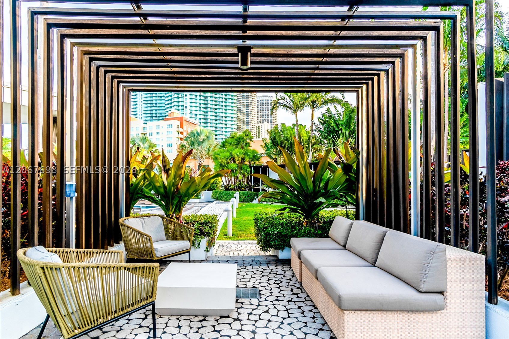 2020 N Bayshore Dr #2404, Miami FL 33137