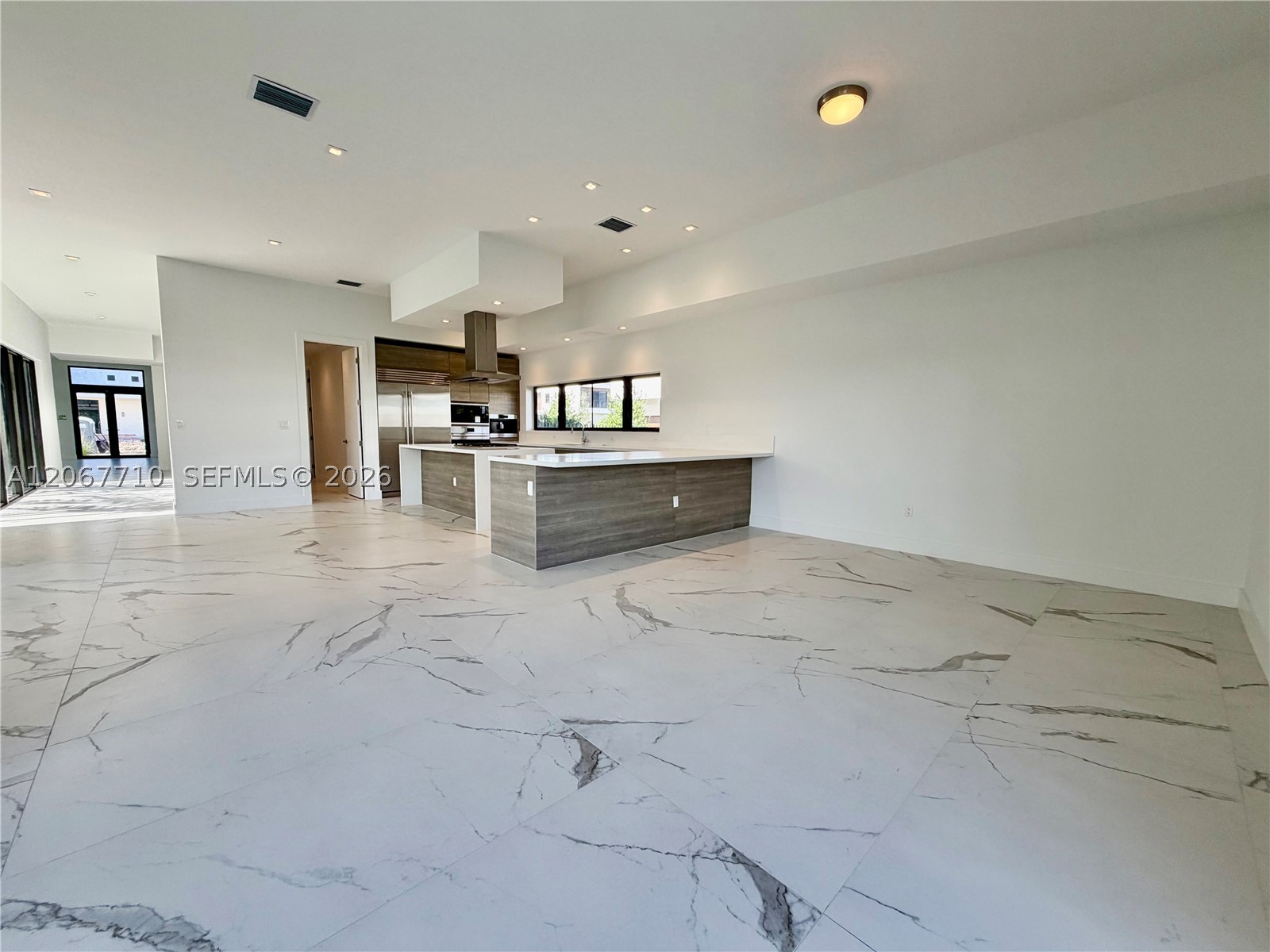 16752 S Botaniko Dr S, Weston FL 33326