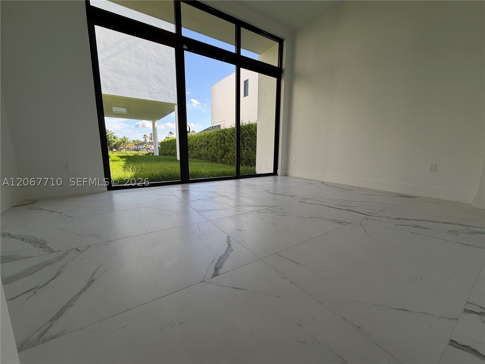 16752 S Botaniko Dr S, Weston FL 33326