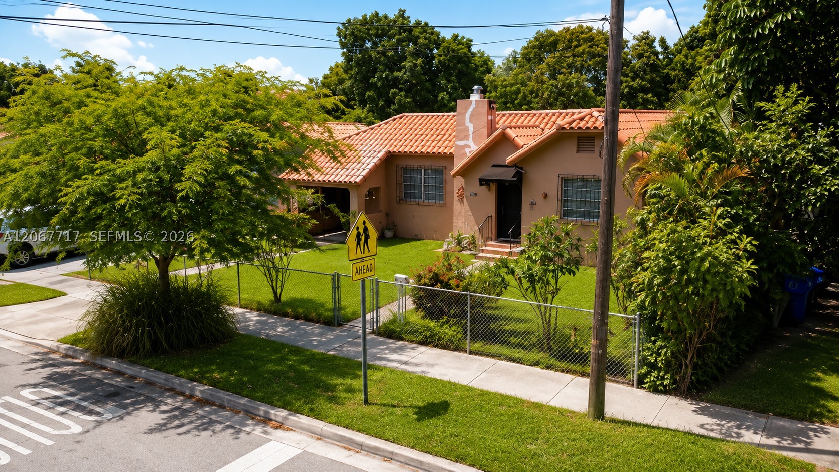 2347 SW 2nd St, Miami FL 33135