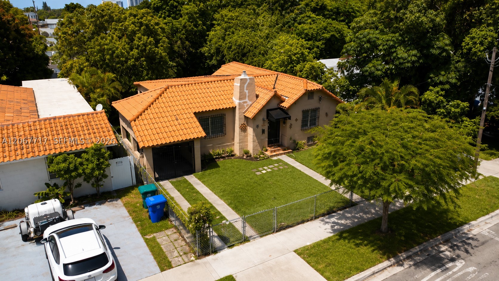 2347 SW 2nd St, Miami FL 33135