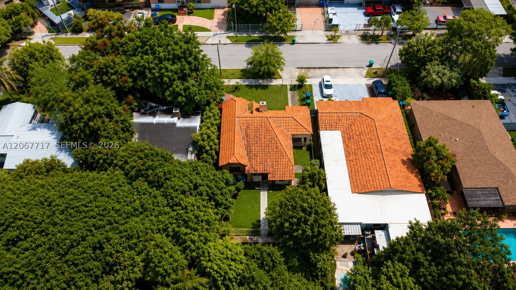 2347 SW 2nd St, Miami FL 33135