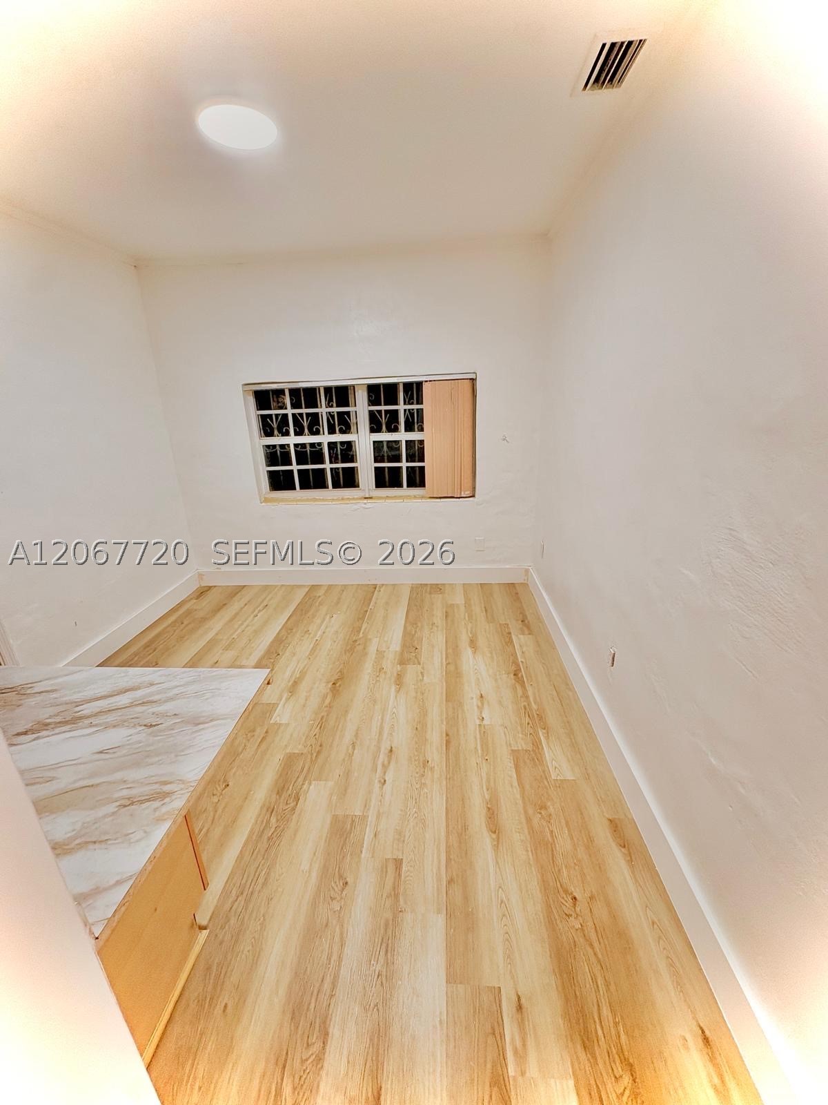 1318 NW 34th St, Miami FL 33142