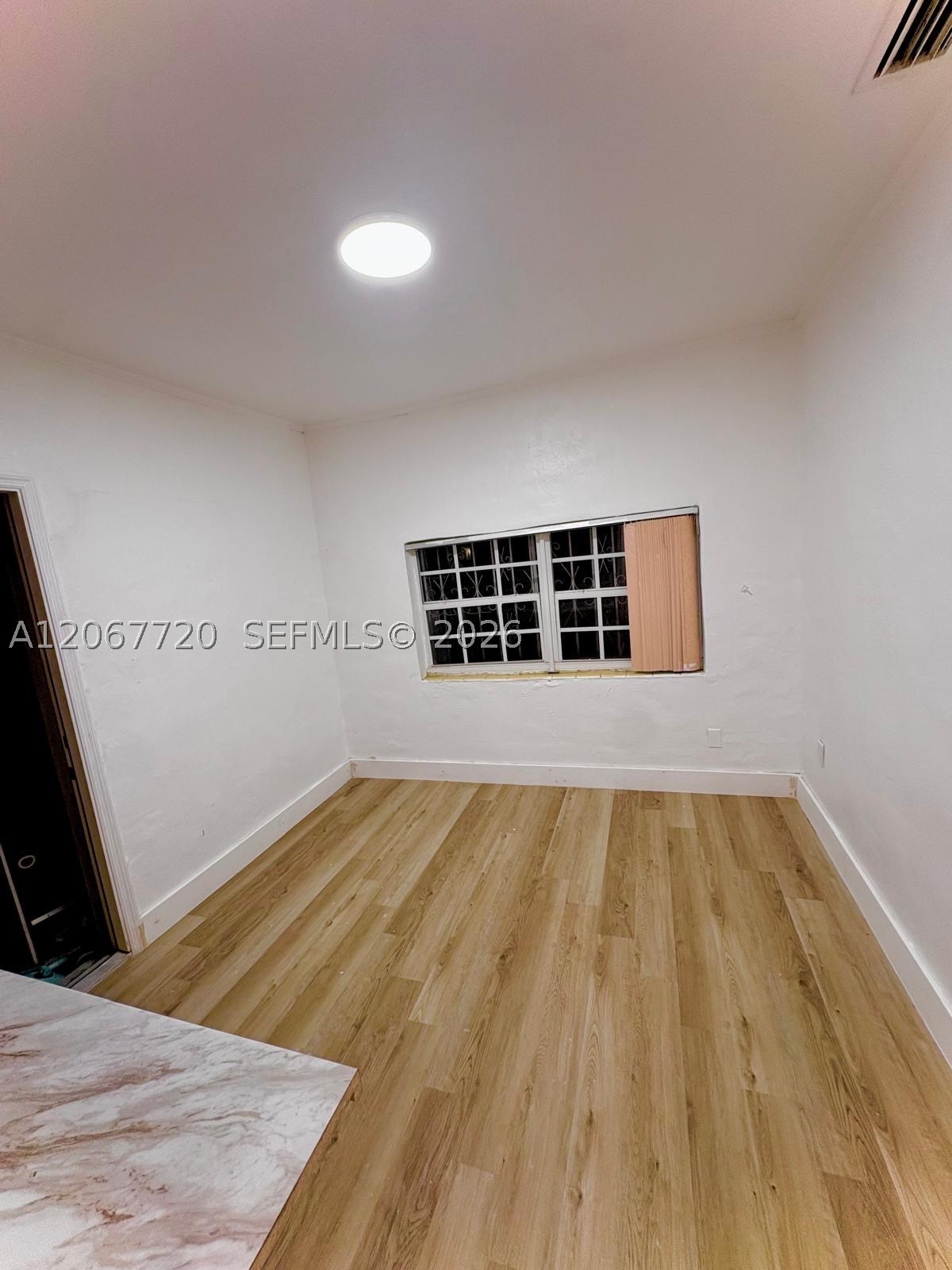 1318 NW 34th St, Miami FL 33142