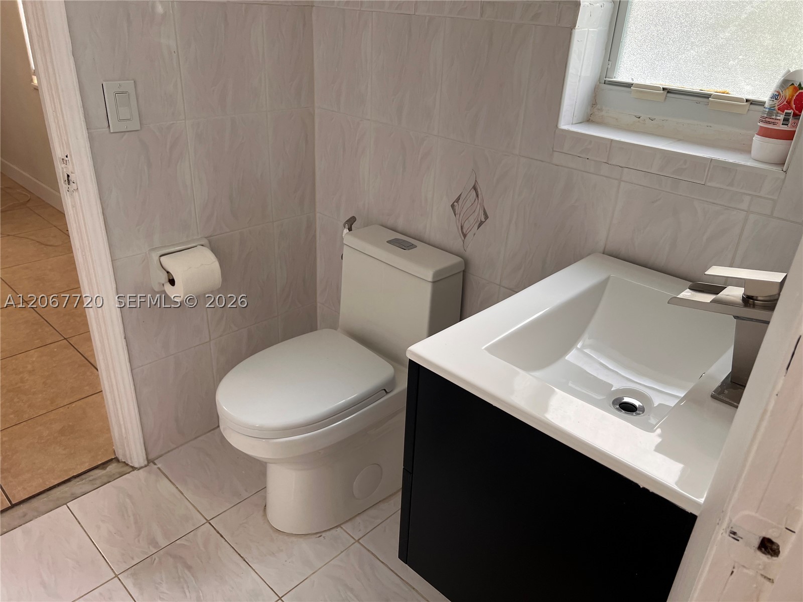 1318 NW 34th St, Miami FL 33142