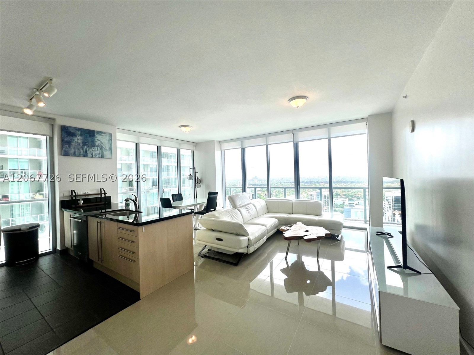 1111 SW 1st Ave #3214, Miami FL 33130