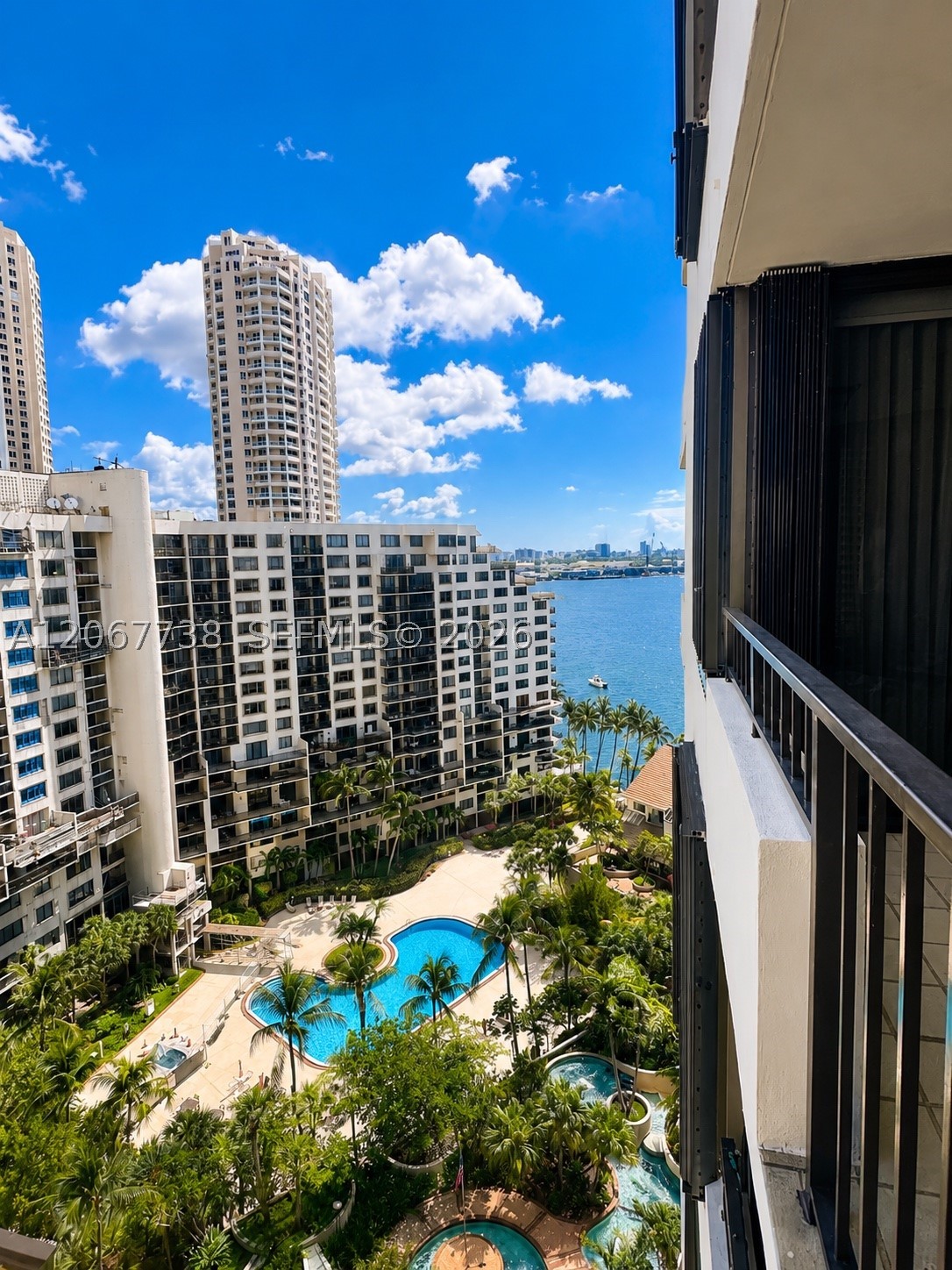 520 Brickell Key Dr #A1710, Miami FL 33131