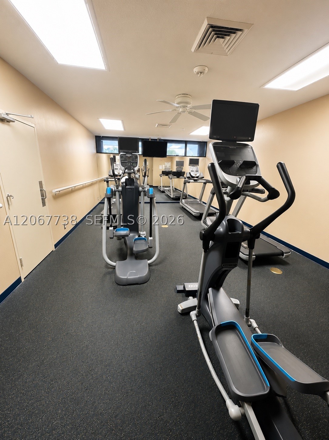 520 Brickell Key Dr #A1710, Miami FL 33131