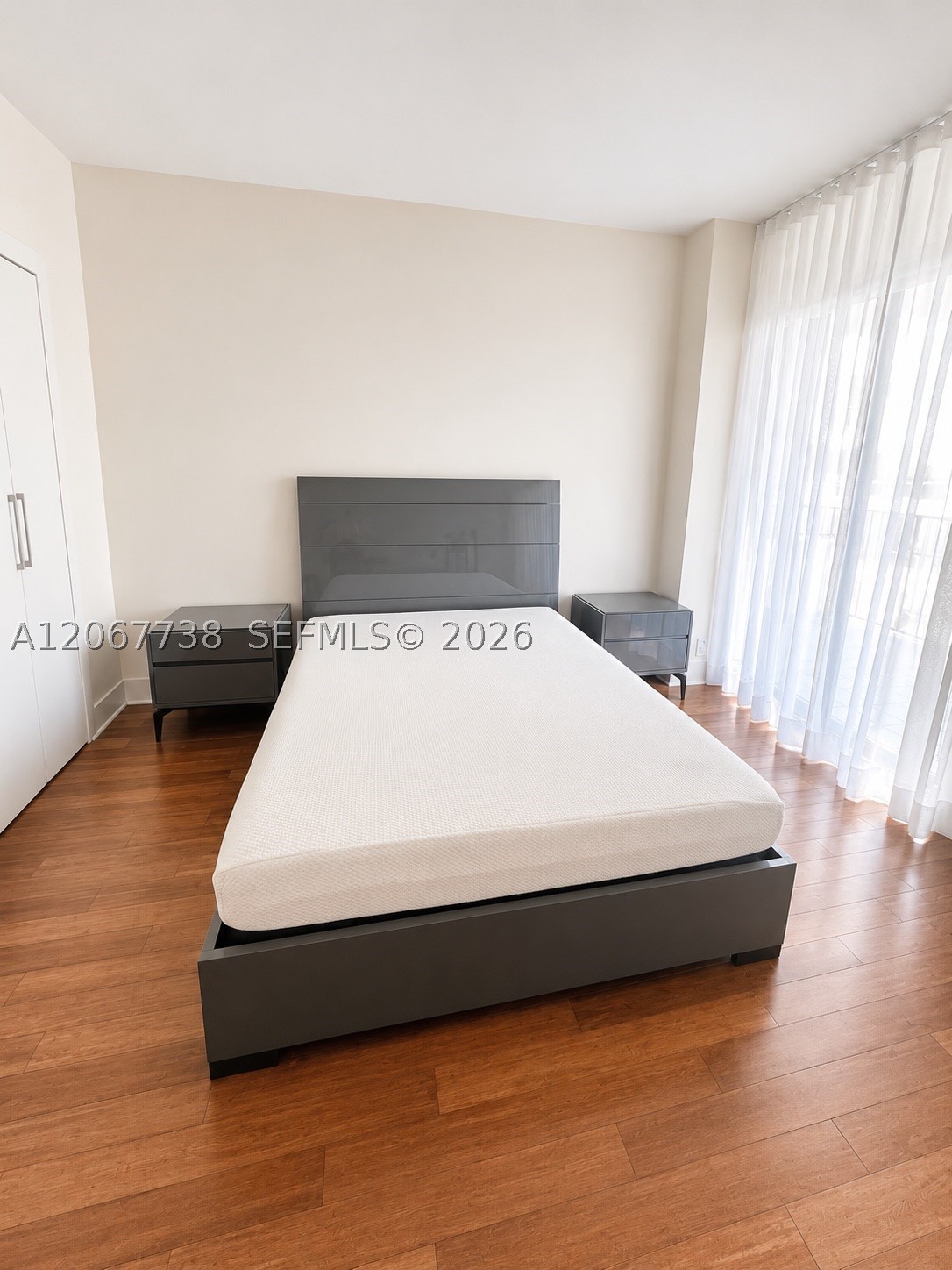 520 Brickell Key Dr #A1710, Miami FL 33131