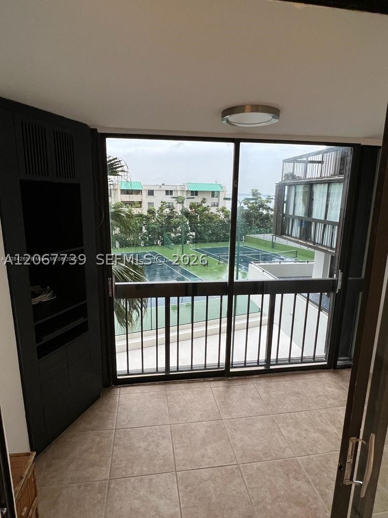 2333 Brickell Ave #307, Miami FL 33129