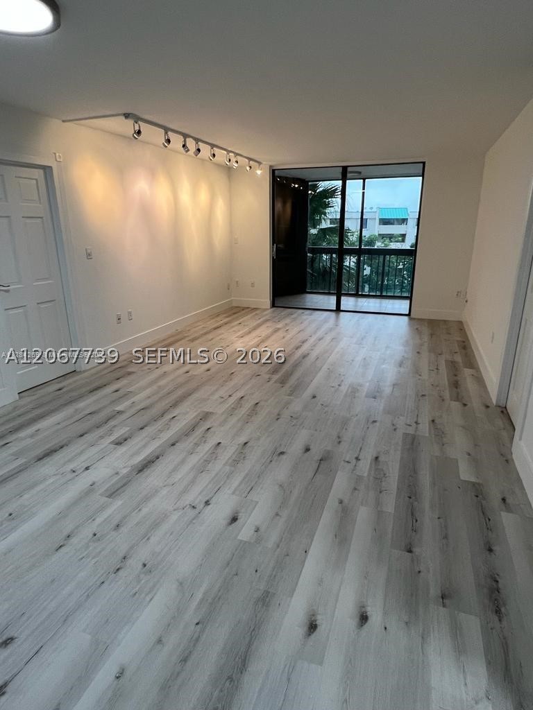 2333 Brickell Ave #307, Miami FL 33129