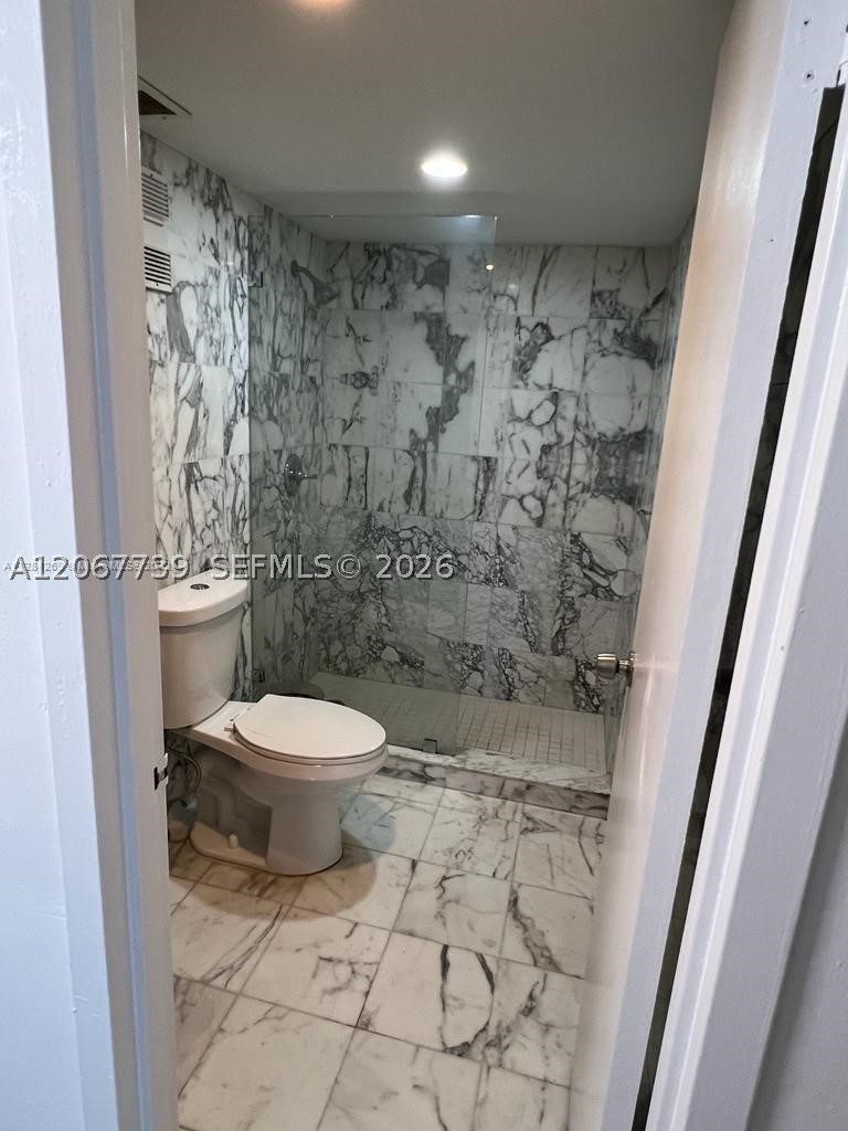2333 Brickell Ave #307, Miami FL 33129