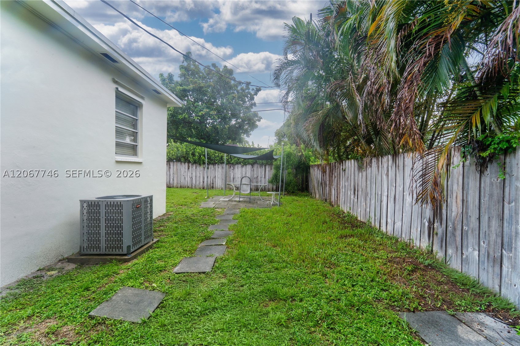 6250 NW 41st St, Virginia Gardens FL 33166