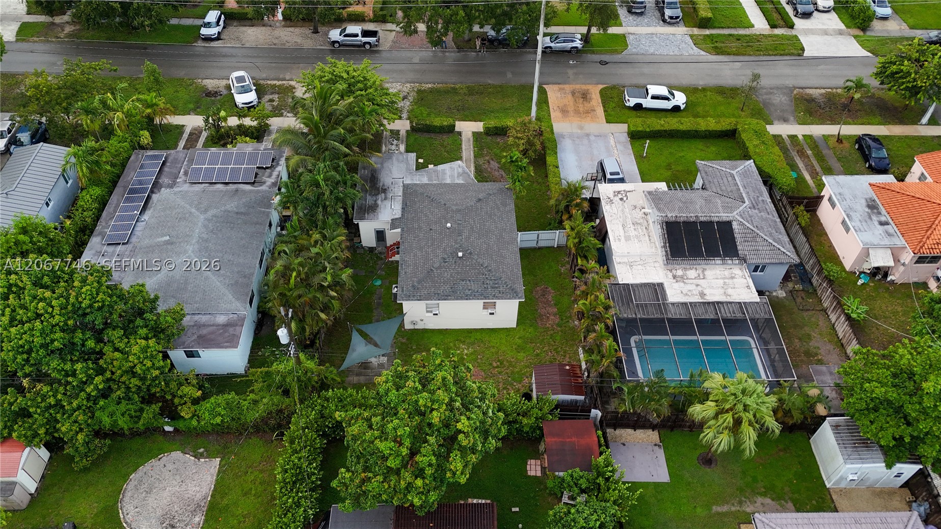 6250 NW 41st St, Virginia Gardens FL 33166
