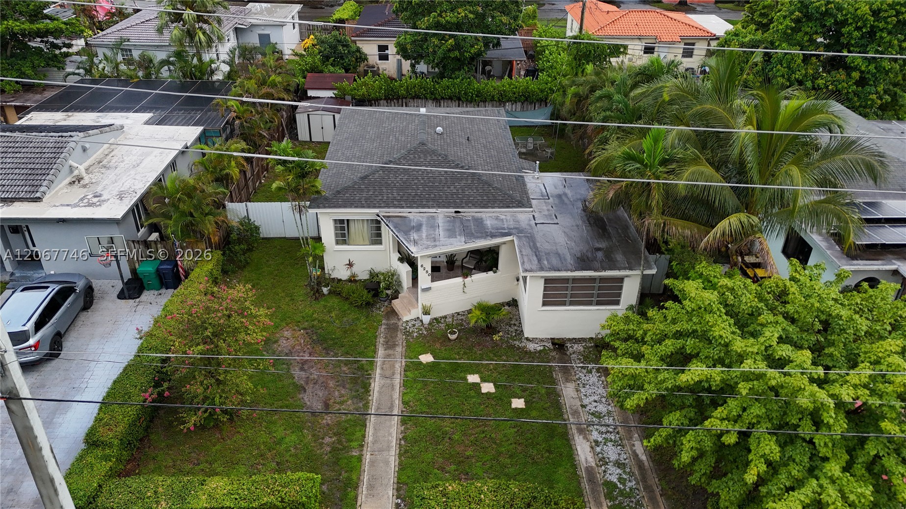 6250 NW 41st St, Virginia Gardens FL 33166